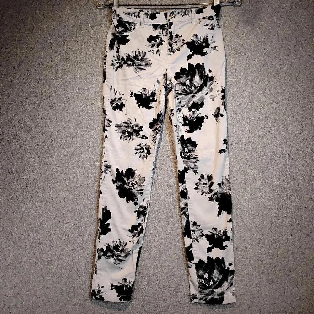 Place Jeggings Black & White Floral  Stretchable Jeggings in Size 14